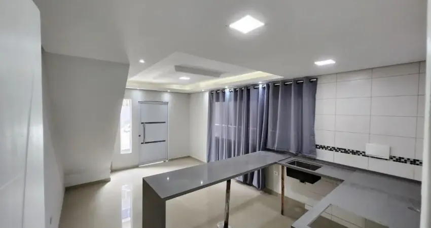 Excelente sobrado à venda – localização privilegiada no sítio cercado, se você procura conforto, modernidade e um ótimo investimento, este sobrado impecável é a escolha perfeita! com acabamento de alt