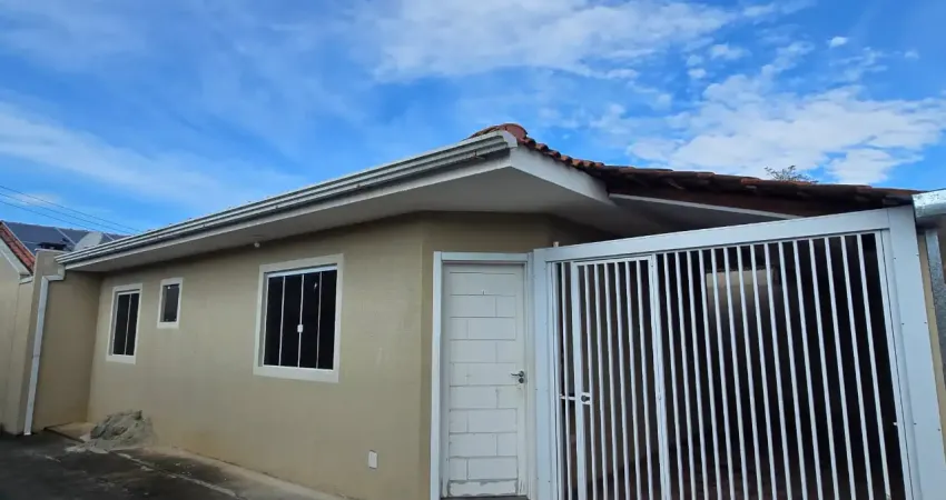 Casa em condomínio fechado no cajuru, com poucas casas desocupado! está em busca de uma casa aconchegante, bem localizada e pronta para morar? essa é a sua oportunidade!