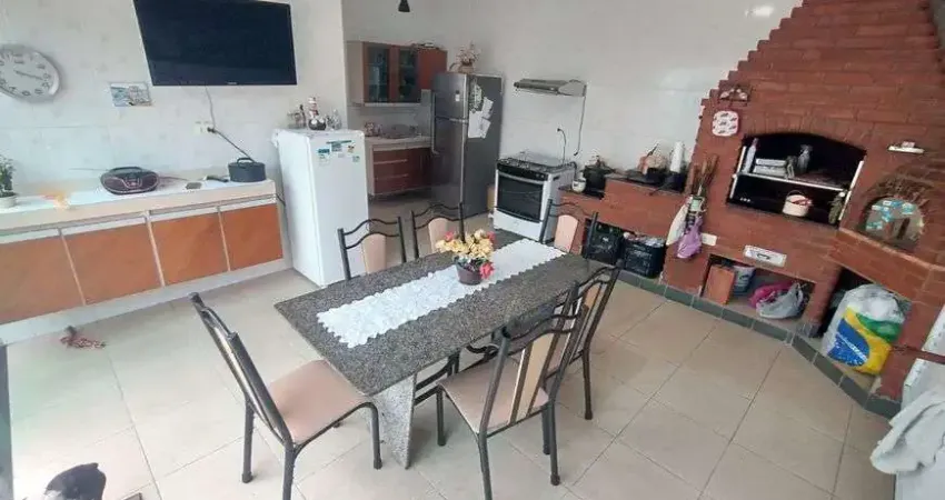Casa isolada - 250m² - 3dts(2suítes) 4vagas - espaço gourmet - aceita ap menor valor em praia grande