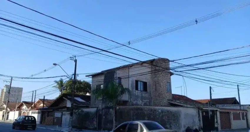 Casa sobrado - 4 dts (1 suíte) - ampla sala 2 ambientes - 3 vagas - local privilegiado - vila tupi!