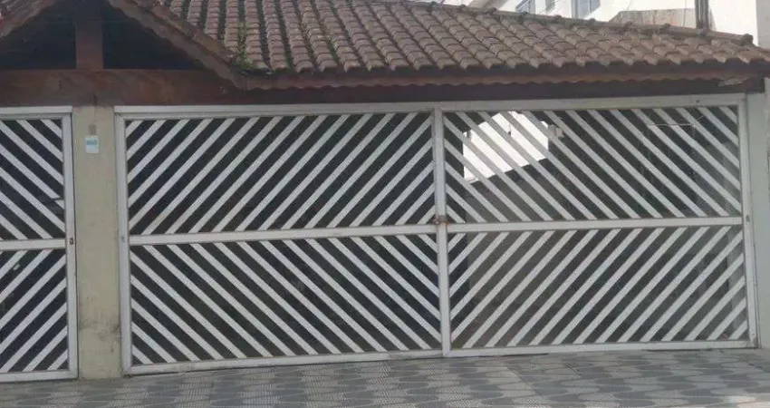 Casa térrea em condomínio - reformada c/quintal privativo - vaga p/carro e moto - ribeirópolis pg -