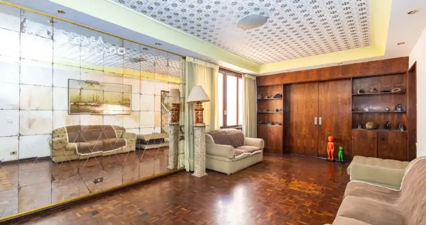 Casa com 3 quartos à venda na R. Pref. Ângelo Lopes, 1354, Hugo Lange, Curitiba