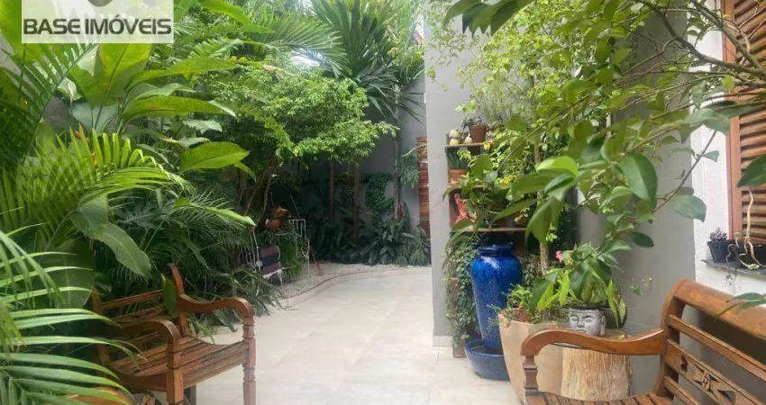Casa com 3 dormitórios à venda, 340 m² por R$ 1.760.000,00 - Bosque da Saúde - São Paulo/SP