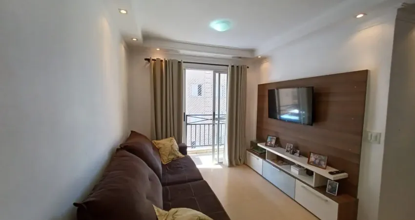 Apartamento 2 dorms com varanda e elevador na região do retiro