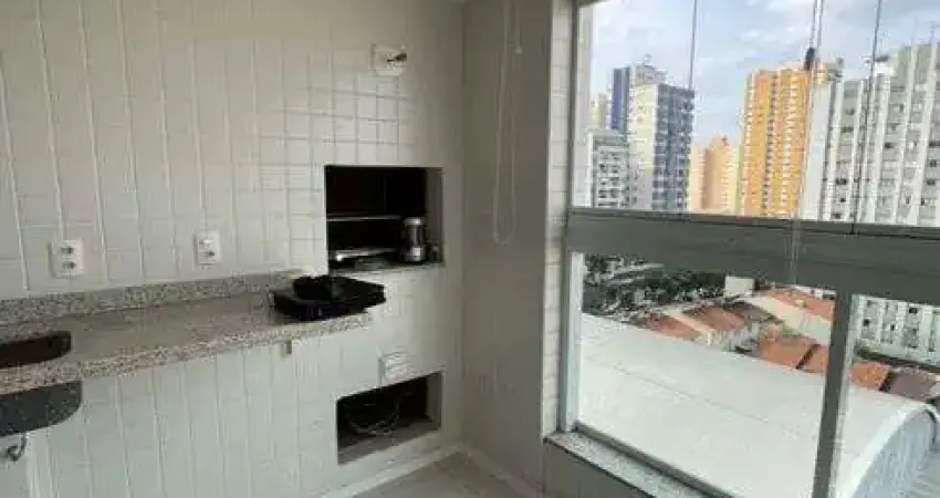 Apartamento para venda tem 132 metros quadrados com 4 quartos