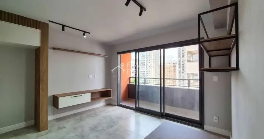 Apartamento 27m², com armários planejados e ótima infraestrutura.