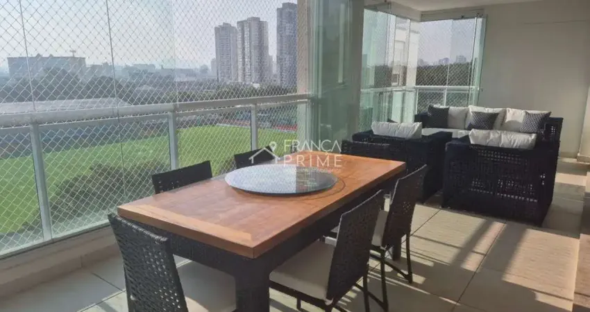 Apartamento para venda de 241 m² com 3 suites, varanda com churrasqueira, 3 vagas