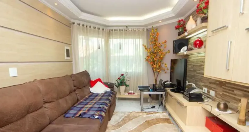 Maravilhoso sobrado com 480 m², sendo 3 dormitórios (1 suíte master), sala 2 ambientes, 8 vagas .