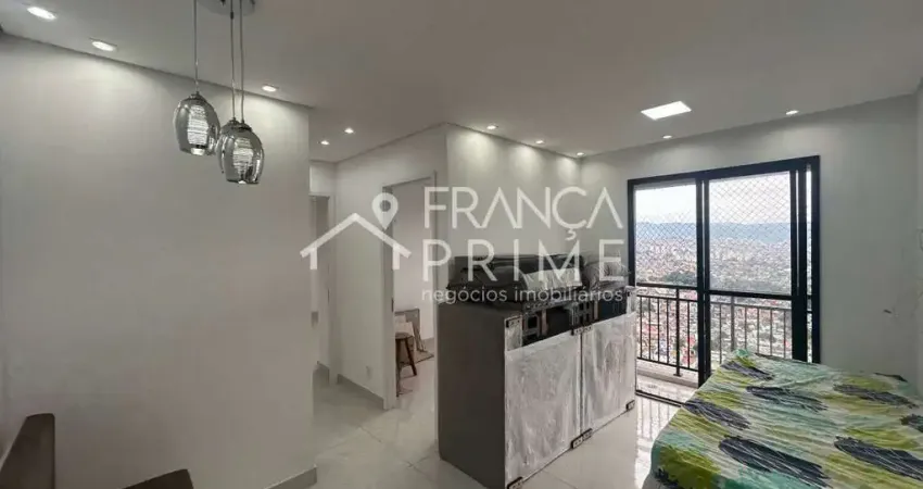 Apartamento de 45m², 2 dormitórios, sacada, vaga de garagem, andar alto.