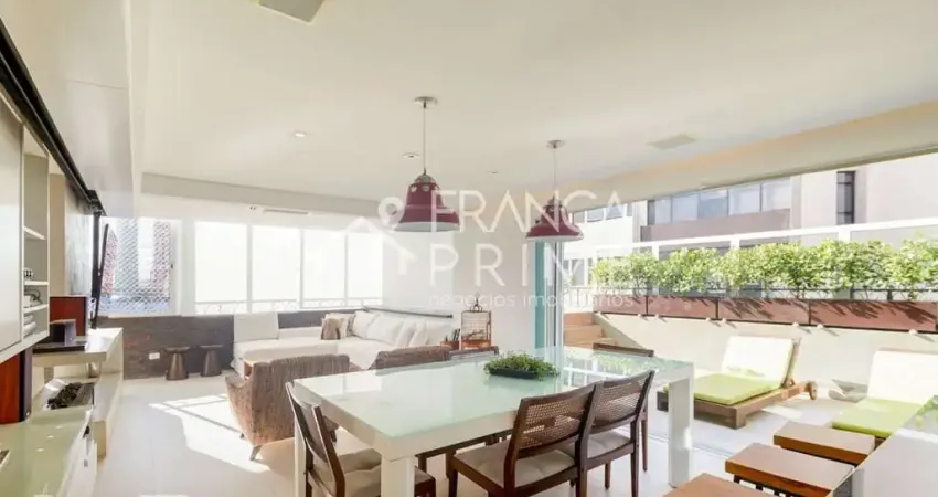 Cobertura à venda em pinheiros sp 176m², 2 suítes, 2 vagas, reformada e com terraço panorâmico