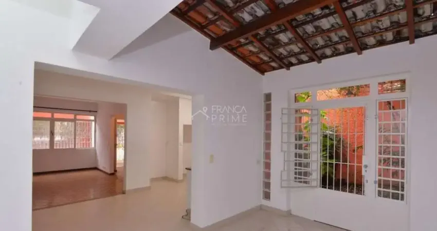 Sobrado á venda com quintal na vila leopoldina com 3 dms -  2 banheiros - 2 vagas - quintal - 144m²