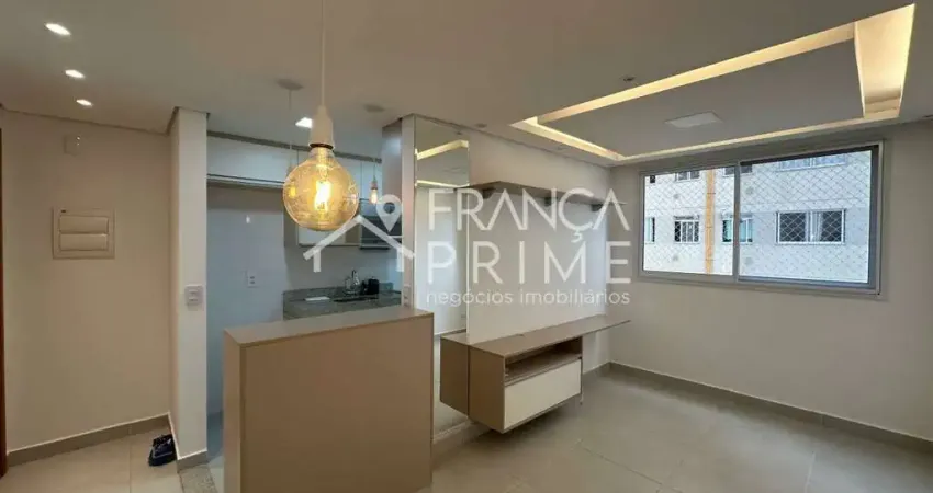 Apartamento de 44m², armários planejados, piso porcelanato,1 vaga de garagem 2 Quartos.