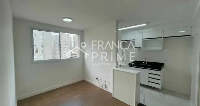 Apartamento contendo 44m² com dois quartos uma vaga de garagem coberta livre e demarcada andar alto.