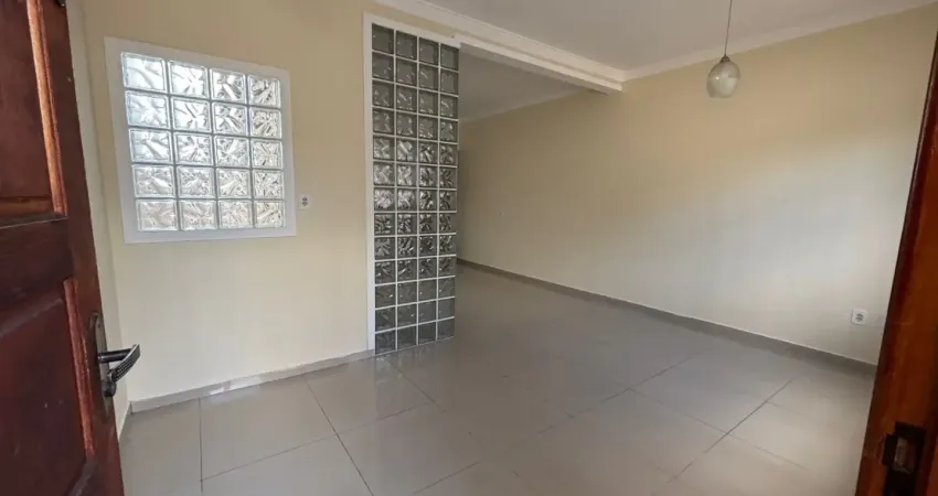 Casa térrea à venda em bras cubas com fácil acesso a mogi bertioga!!