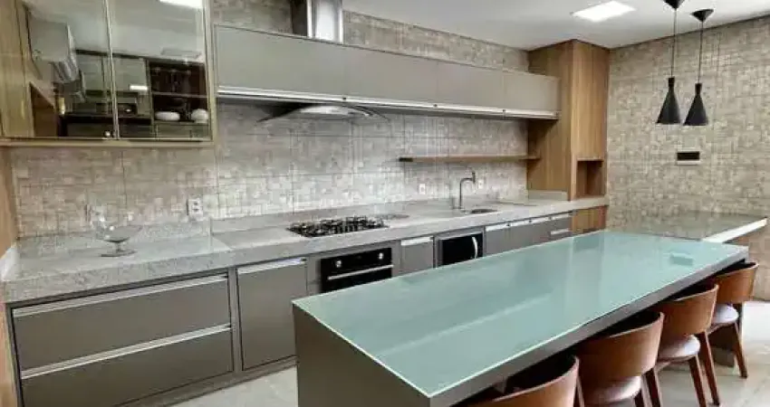Casa térrea com 3 suites no condominio florais dos lagos cuiabá