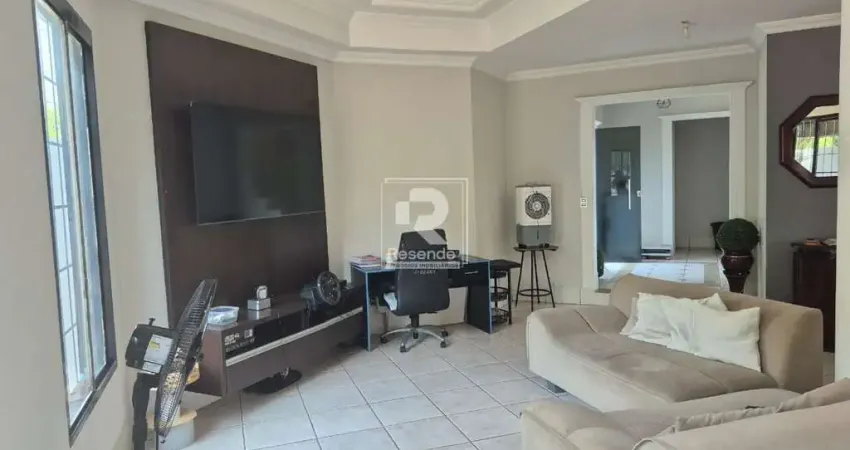 Casa com 4 quartos à venda no Jardim Itália, Cuiabá