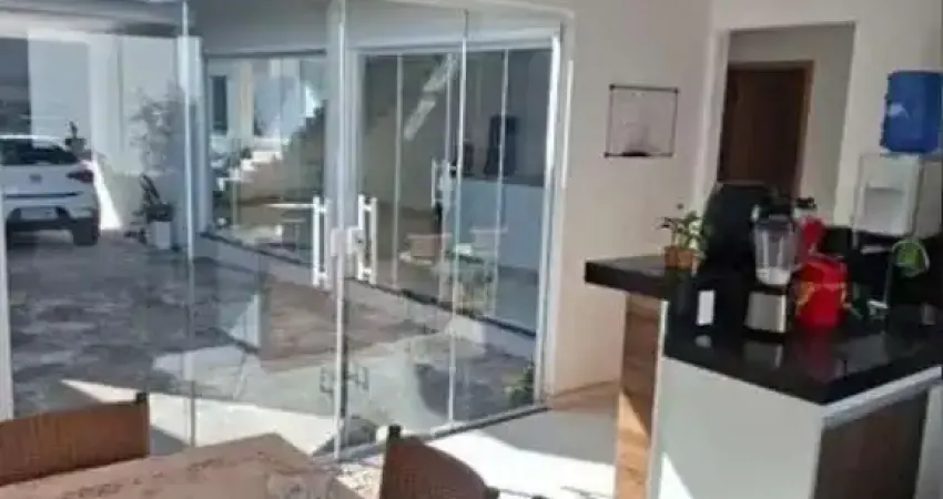 Lindo sobrado com 3 dormitórios e 2 suítes no vila branca em jacareí.