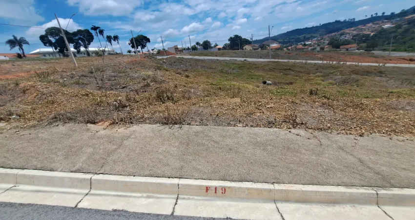 Terreno 200m² em botellhos  -mg – condição imperdível sai do aluguel