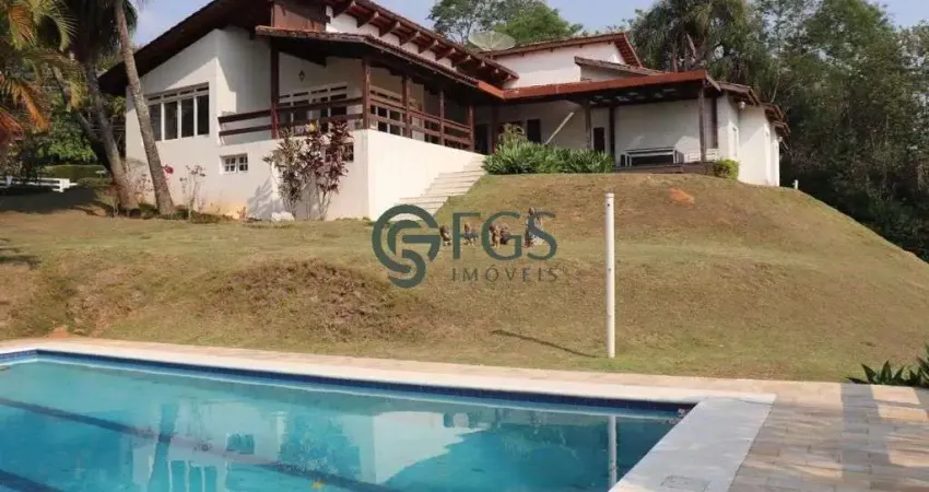 Linda casa com 5 quartos no condomínio veleiros de ibiúna próxima à náutica.