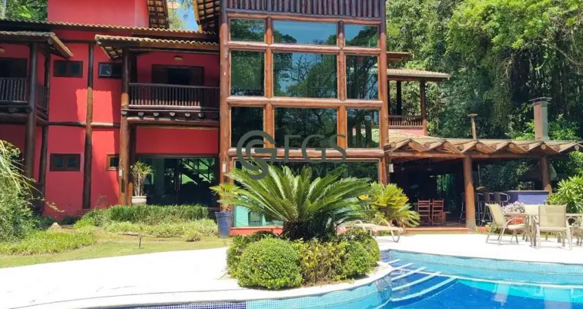 Casa em 2 lotes no condomínio porto de ibiúna para venda ou locação anual.