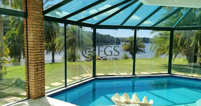 Exuberante casa na represa com 5 suítes no condomínio porto de ibiúna-sp