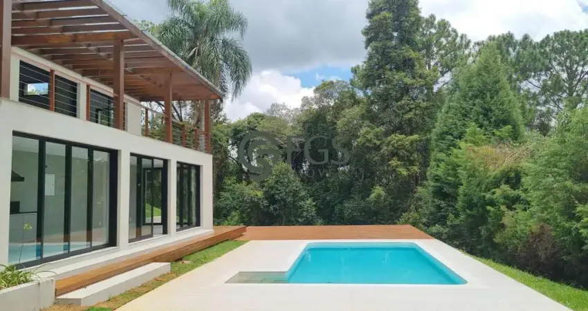 Casa nova com linda vista da represa no condomínio veleiros de ibiúna