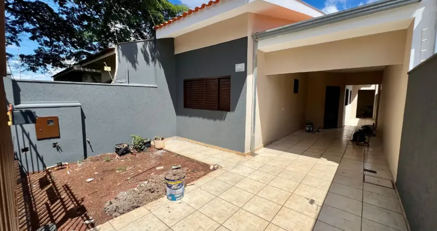 Casa com 2 quartos para alugar no Jardim América, Maringá
