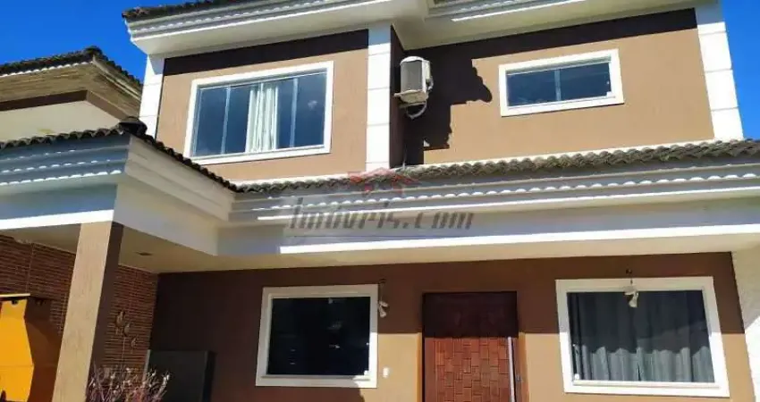 Casa em condomínio fechado com 4 quartos à venda na Rua Jornalista Luiz Eduardo Lobo, 311, Vargem Pequena, Rio de Janeiro