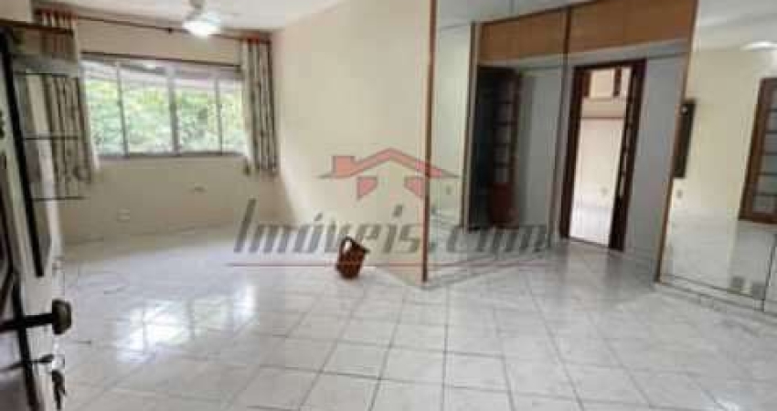 Apartamento com 2 quartos à venda na Estrada Capenha, 1127, Pechincha, Rio de Janeiro