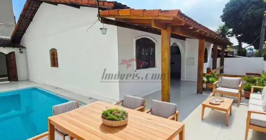 Casa em condomínio fechado com 3 quartos à venda na Rua Geraldo Barroso, 84, Taquara, Rio de Janeiro