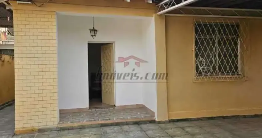 Casa com 3 quartos à venda na Rua Olímpio de Castro, 329, Jardim Sulacap, Rio de Janeiro