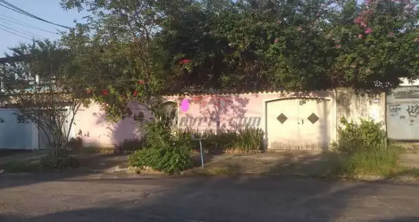 Casa com 4 quartos à venda na Rua Eduardo Mendes Gonçalves, 121, Jardim Sulacap, Rio de Janeiro