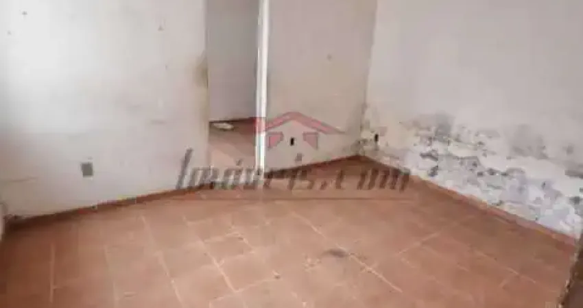 Casa com 2 quartos à venda na Estrada Pau-ferro, 329, Freguesia (Ilha do Governador), Rio de Janeiro