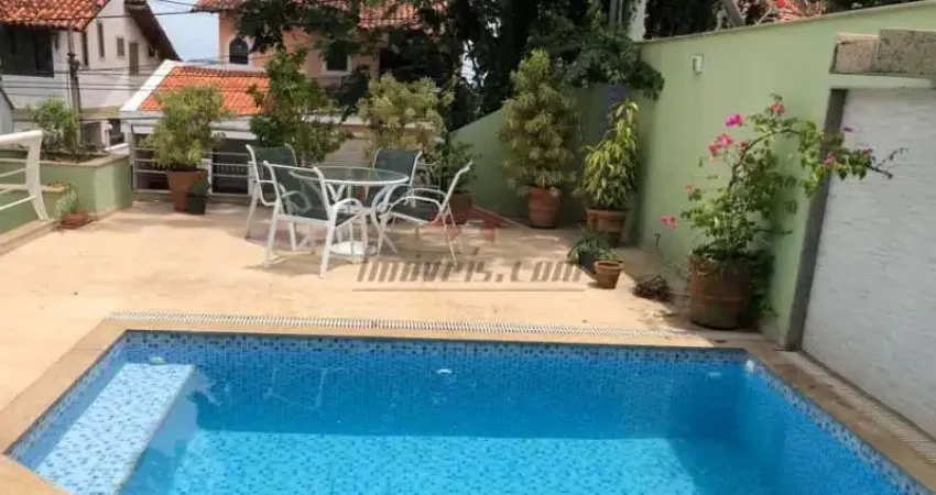 Casa em condomínio fechado com 4 quartos à venda na Rua Professor Fernando Raja Gabaglia, 174, Freguesia (Ilha do Governador), Rio de Janeiro