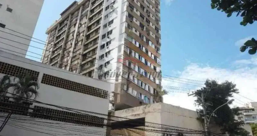 Apartamento com 3 quartos para alugar na Avenida Geremário Dantas, 299, Tanque, Rio de Janeiro