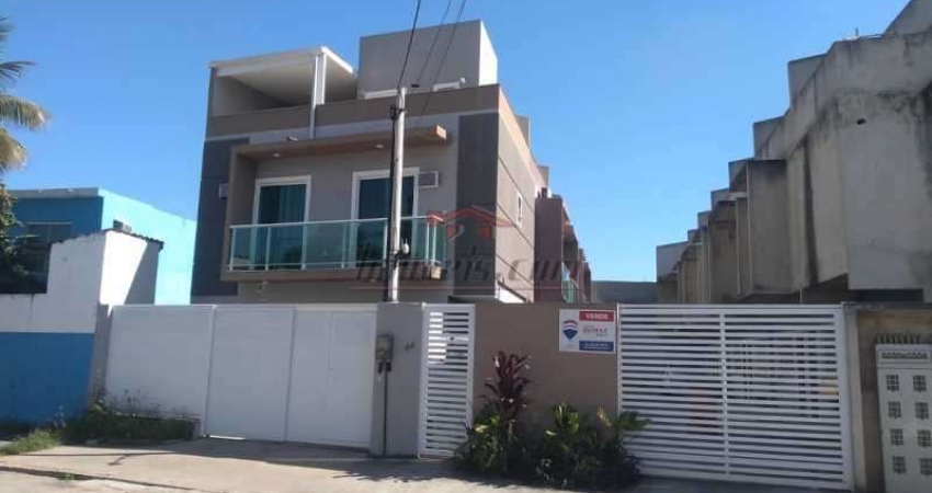 Casa em condomínio fechado com 2 quartos à venda na Rua Verdi, 44, Marechal Hermes, Rio de Janeiro