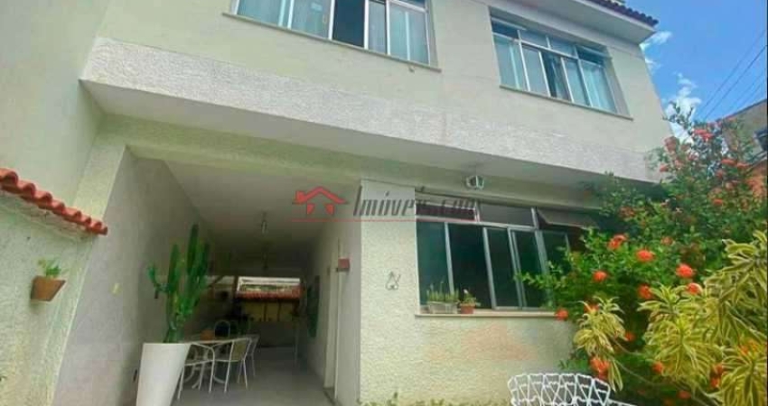 Casa em condomínio fechado com 4 quartos à venda na Avenida Geremário Dantas, 516, Pechincha, Rio de Janeiro
