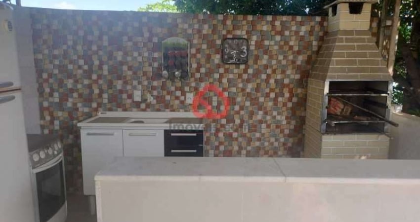 Casa com 2 quartos para alugar na Rua Cavalheiro Edgard, 185, Cidade de Deus, Rio de Janeiro