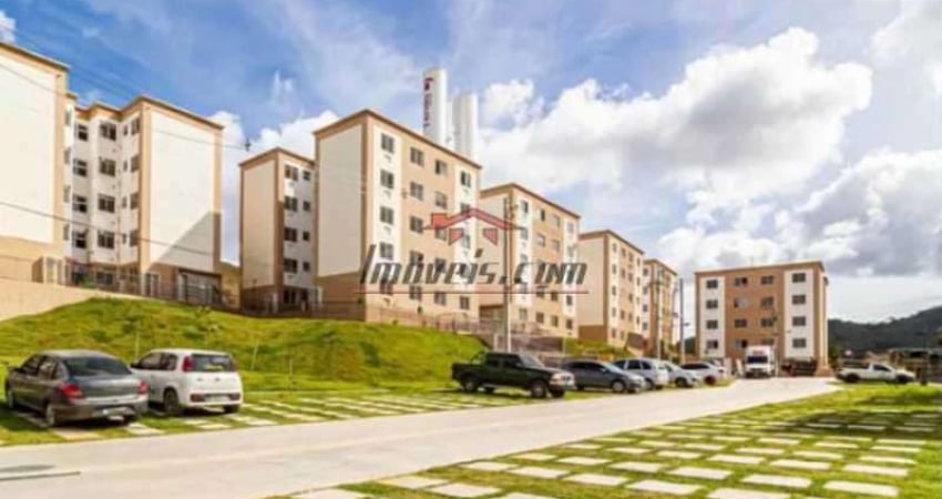 Apartamento com 2 quartos para alugar na Estrada Campo da Areia, 1205, Pechincha, Rio de Janeiro