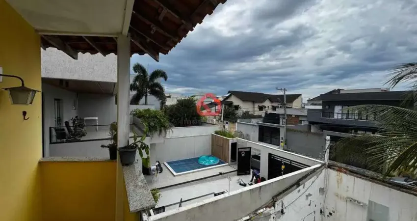 Casa em condomínio fechado com 4 quartos à venda na Estrada Vereador Alceu de Carvalho, 2865, Vargem Grande, Rio de Janeiro
