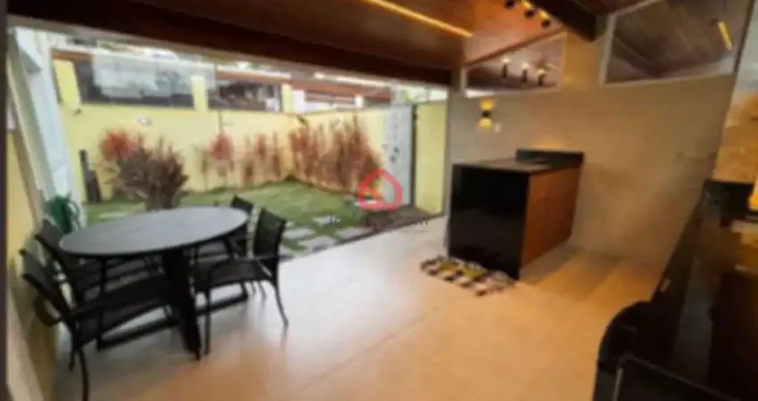 Casa em Condomínio : Duplex / Residencial / Recreio dos Bandeirantes