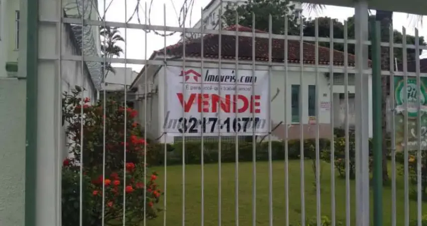 Terreno à venda na Rua Iriquitia, 392, Taquara, Rio de Janeiro