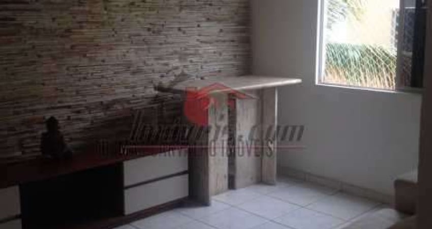 Apartamento com 2 quartos à venda na Rua Oswaldo Lussac, 131, Taquara, Rio de Janeiro