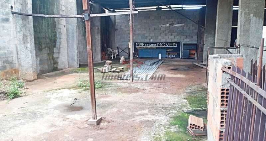 Barracão / Galpão / Depósito à venda na Rua Cândido Benício, 806, Campinho, Rio de Janeiro