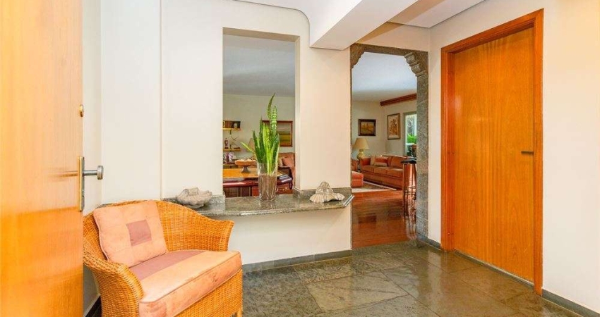 Apartamento com 4 quartos, 332m², à venda em São Paulo, Campo Belo