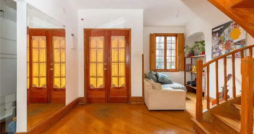 Casa com 4 quartos, 200m², à venda em São Paulo, Higienópolis