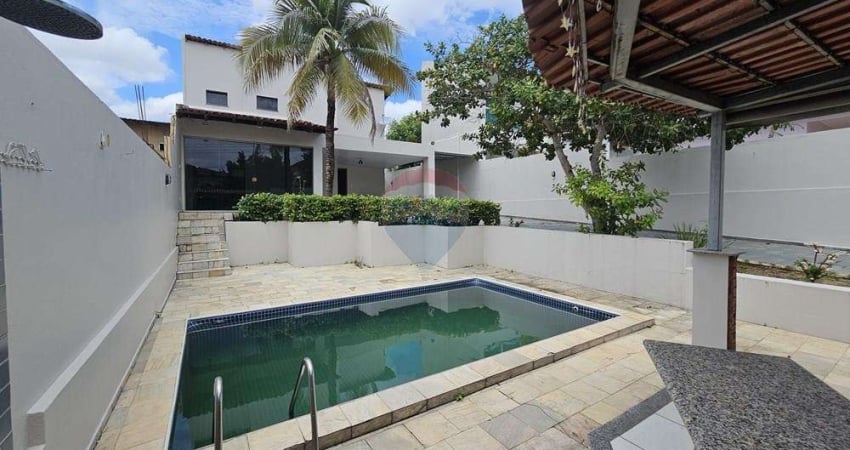 LINDA CASA DUPLEX À VENDA COM 4 QUARTOS EM CONDOMÍNIO NO DOM PEDRO