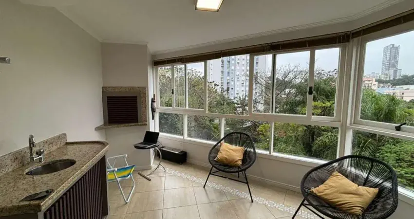 Apartamento totalmente reformado e mobiliado em região tranquila no bairro vila nova, em novo hamburgo!