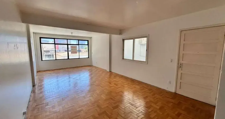 Ampla sala à venda na galeria hamburguesa, no centro, em novo hamburgo!