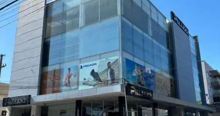 Prédio comercial à venda em região privilegiada do centro de estância velha!